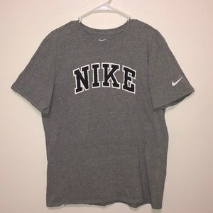 ⚫️NIKE T-SHIRT⚫️